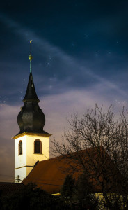 Freisbacher Kirche - bei Nacht